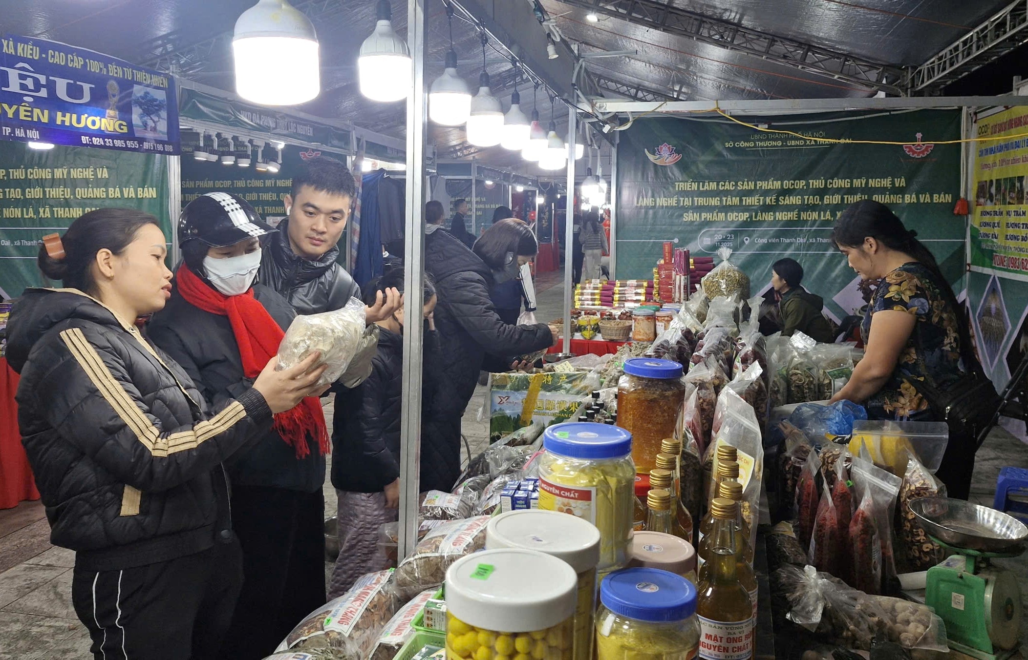 ha-noi-phan-hang-cap-giay-chung-nhan-doi-voi-73-san-pham-ocop