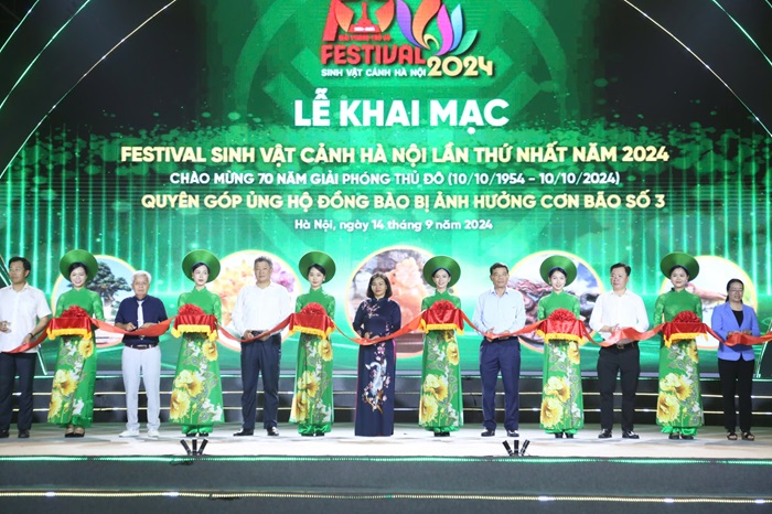 khai-mac-festival-sinh-vat-canh-lan-thu-nhat-nam-2024-chao-mung-70-nam-ngay-giai-phong-thu-do