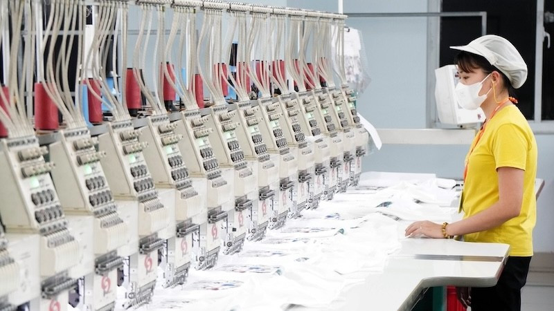 da-dang-hoa-thi-truong-xuat-khau