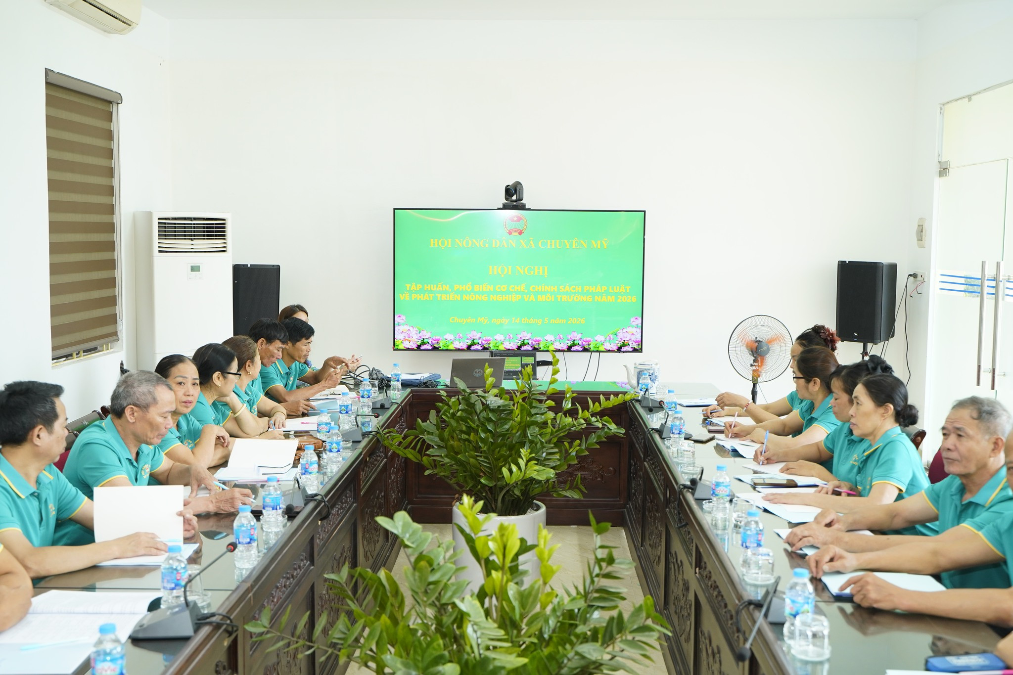 xa-chuyen-my-nang-cao-kien-thuc-cho-nong-dan-ve-phat-trien-nong-nghiep-ben-vung