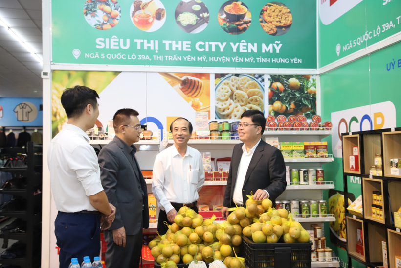 hung-yen-mo-duong-cho-san-pham-ocop-bang-chien-luoc-xuc-tien-thuong-mai-bai-ban