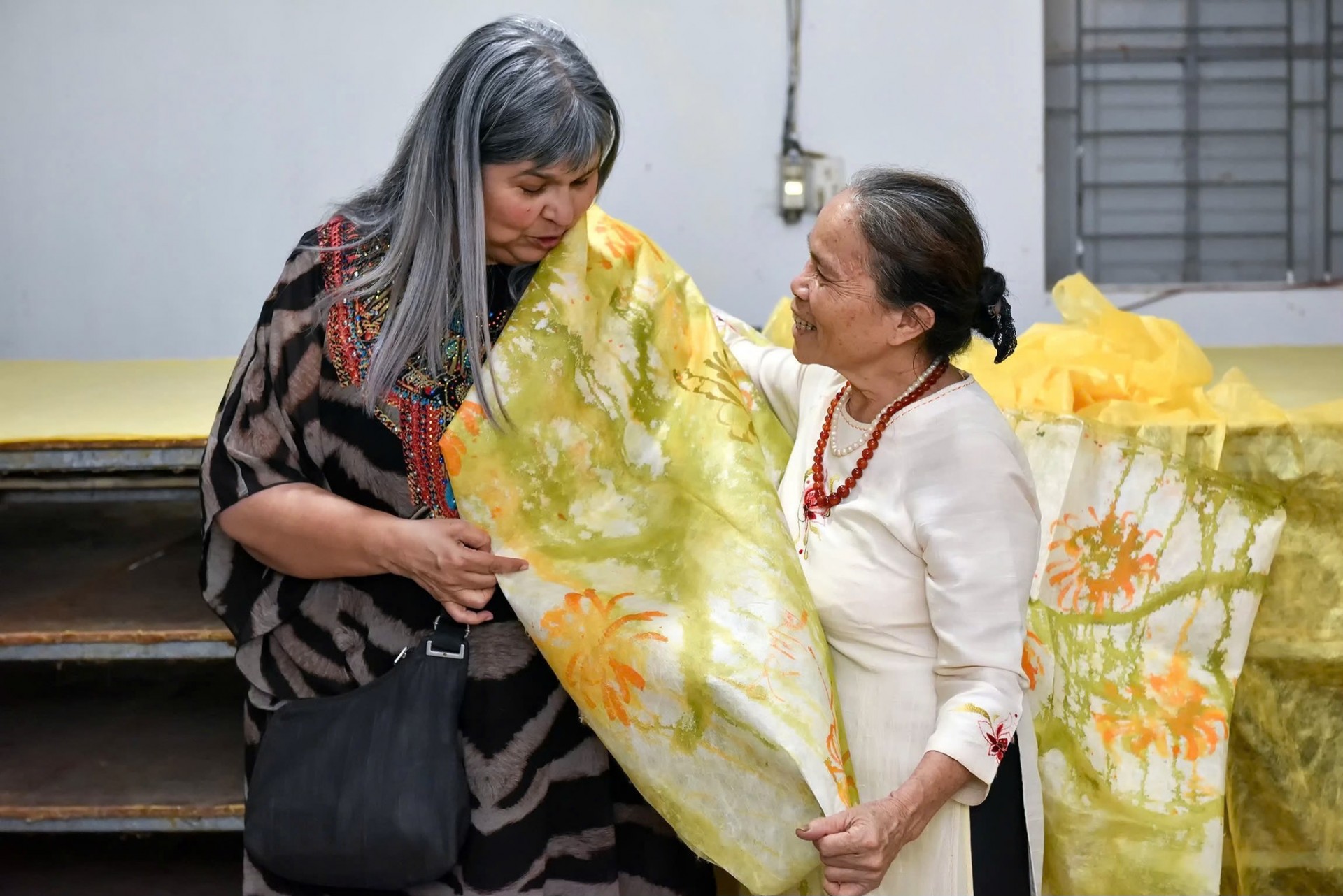 dong-chay-tinh-hoa-ngan-nam-cua-nghe-thu-cong-my-nghe