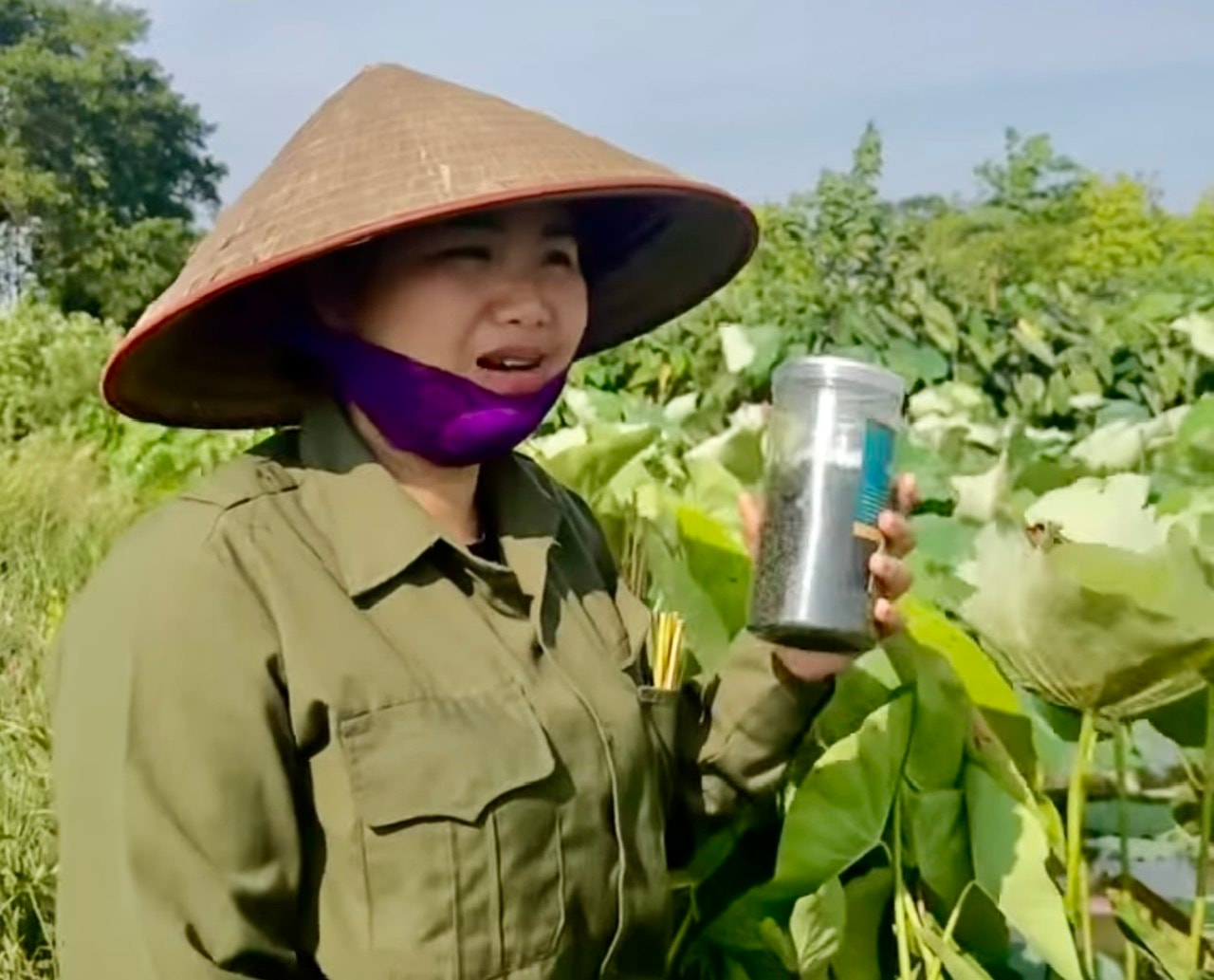 tu-la-sen-bo-di-den-giac-mo-lam-giau-cua-co-gai-9x