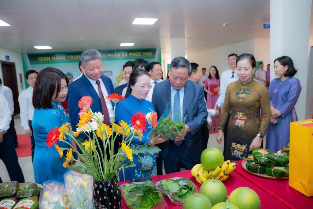xay-dung-nong-dan-thu-do-thoi-ky-moi-giau-tri-thuc-lam-chu-cong-nghe-so