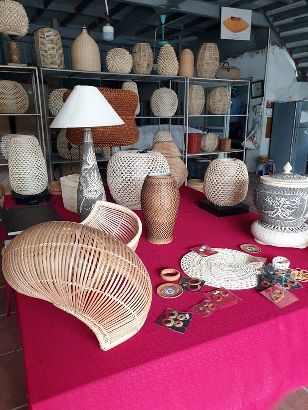 thu-cong-my-nghe-ha-noi-giu-hon-truyen-thong-chuyen-minh-hoi-nhap